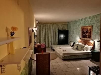 Nikos Victoria Hotel Skiathos Exterior photo